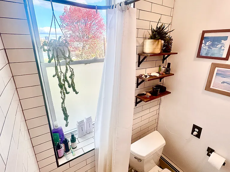 274 Ogden Ave — Photo 9