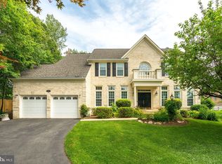 9413 Englefield Ct, Fairfax Station, VA 22039