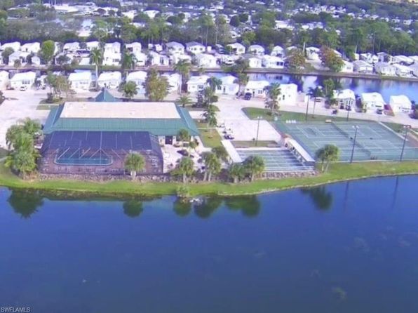 183 Panther Pass Cir #183, Naples, FL 34114