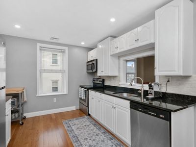 88 Walnut St APT 2, Dorchester, MA, 02122