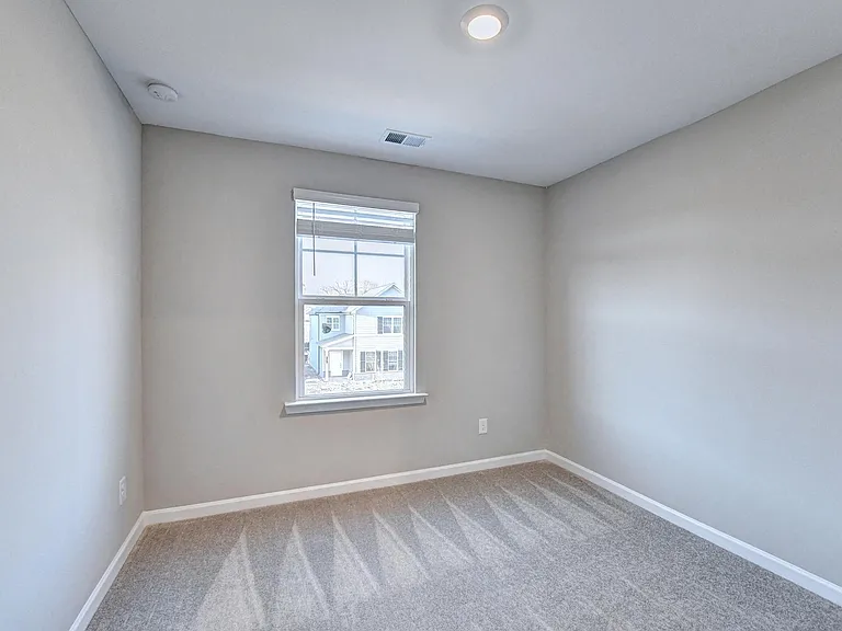 192 Golden Eagle Pkwy — Photo 23