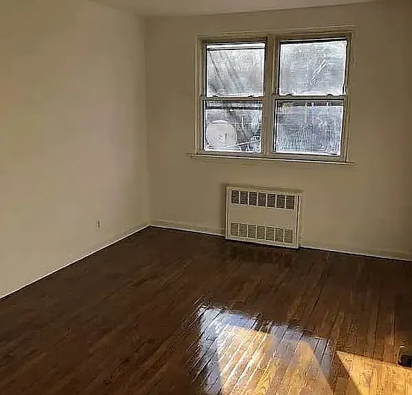 41-30 Corporal Kennedy St #1 — Photo 4