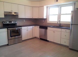 4 Carriage Way, Montclair, NJ 07042