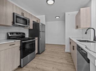 Cranbrook Centre - Southfield, MI, Southfield, MI 48076