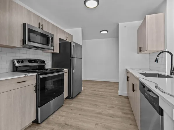 Cranbrook Centre - Southfield, MI