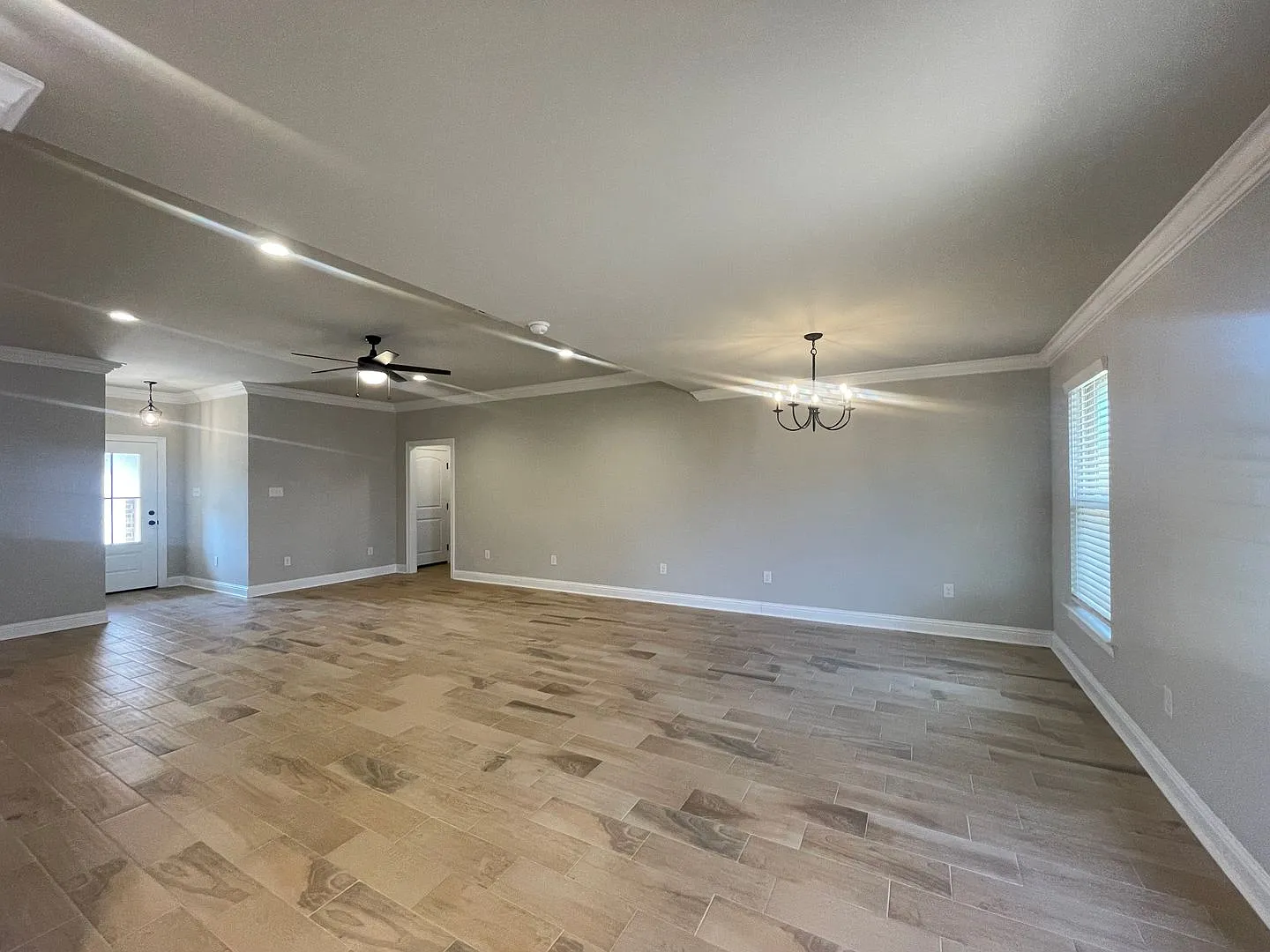 Newer Home in Legacy Pointe Subdivision in Haughton! Come See Today! — Photo 4