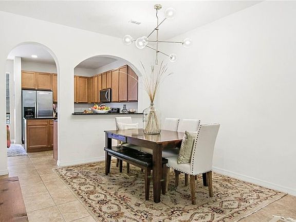 5th image of 14141 Stowbridge Ave