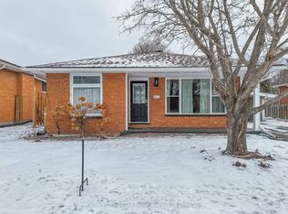 14 Marshall Park Dr, North Bay, ON P1A2N9