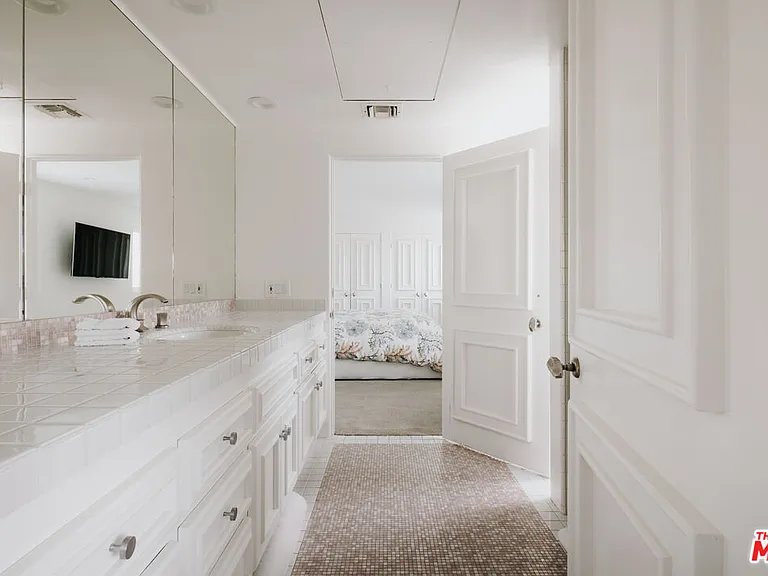 23614 Malibu Colony Rd — Photo 25