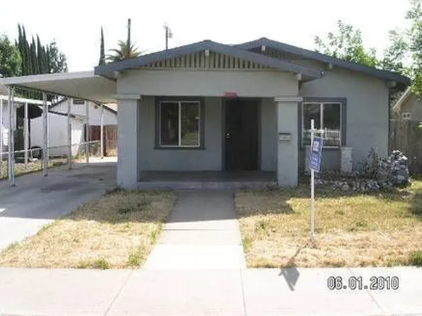 330 N D St, Exeter, CA 93221