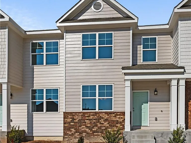 2840 Laurel Ridge Cir — Photo 1