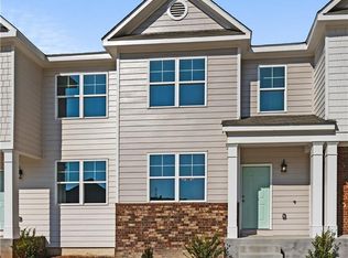 2840 Laurel Ridge Cir, East Point, GA 30344