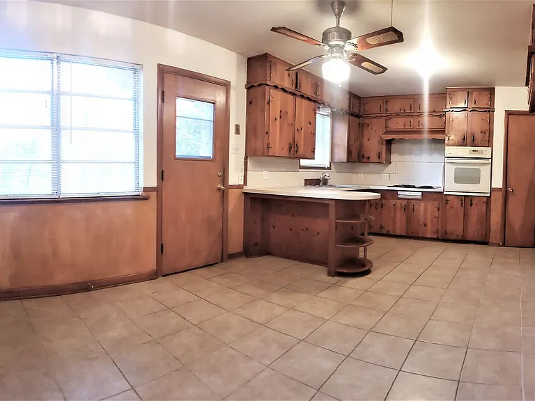 5305 Ammons St — Photo 5