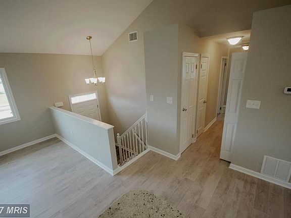 5th image of 420 Birmingham Dr