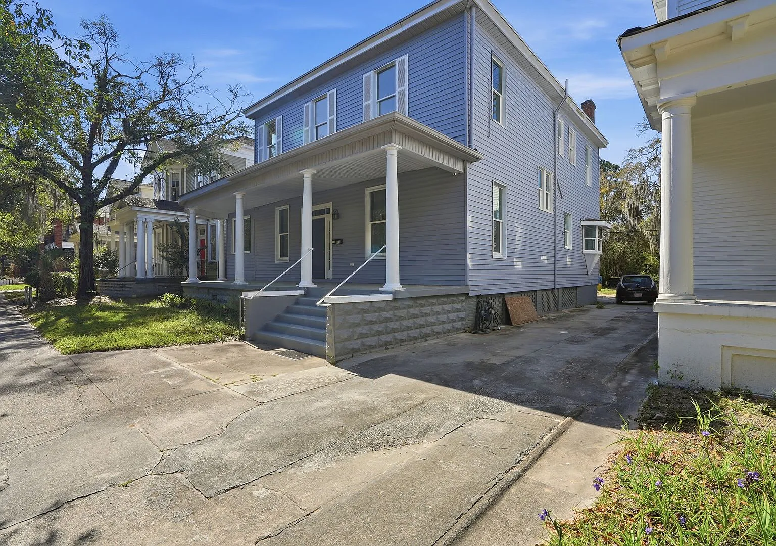 Beautiful Victorian Home for Lease in the Heart of Savannah — Photo 2