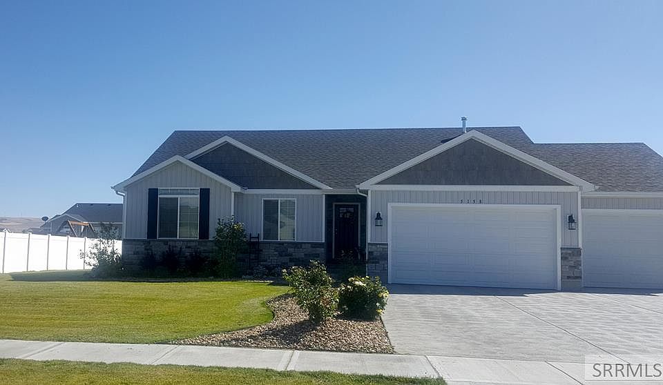 1st image of 5158 E Nelson Drive