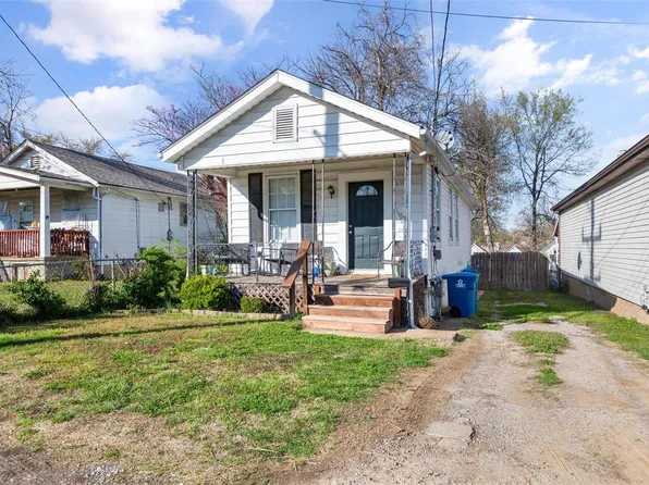 347 Rauhut Ave, Saint Louis, MO 63125