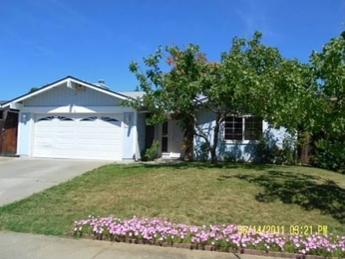 3605 Kranhold Way photo 1