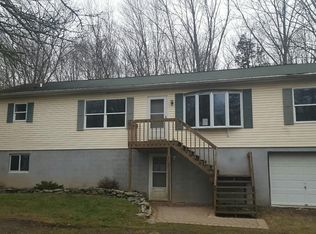 425 Little Egypt Rd, Bushkill, PA 18324