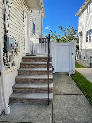 Rented by Owner | media 6