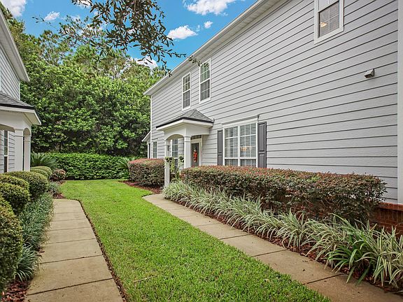4th image of 13297 Stone Pond Dr