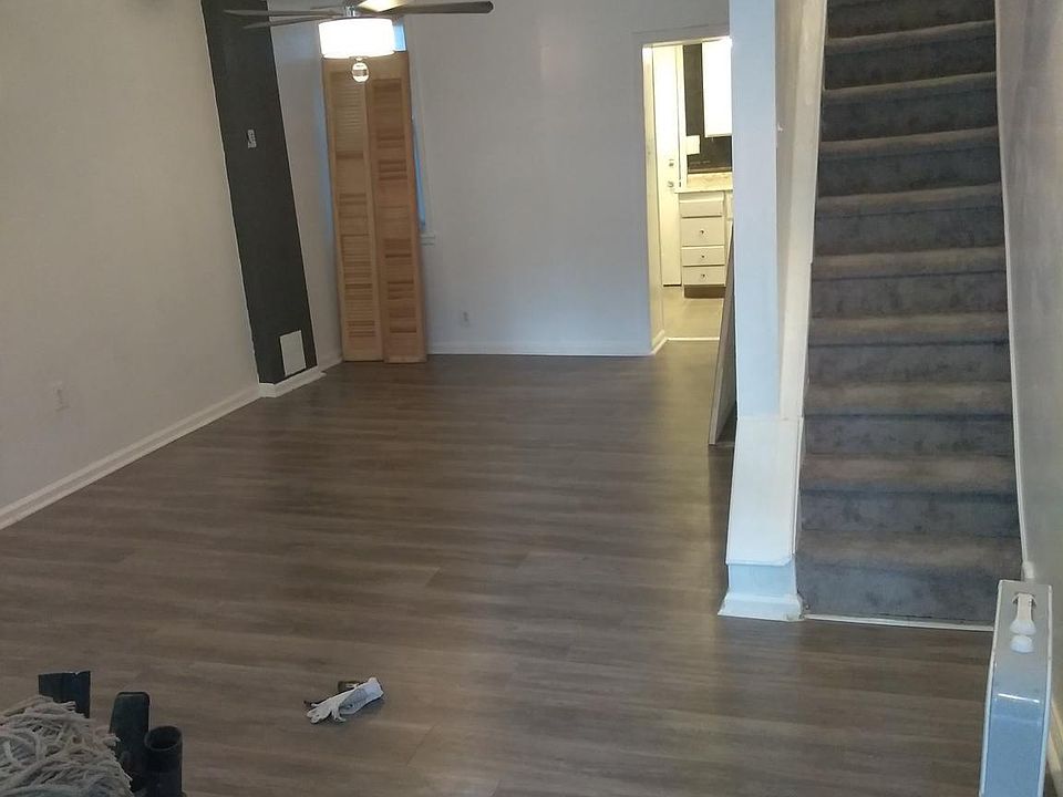 2nd image of 2839 N Taylor St