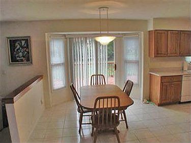 3rd image of 5488 Strathaven Dr
