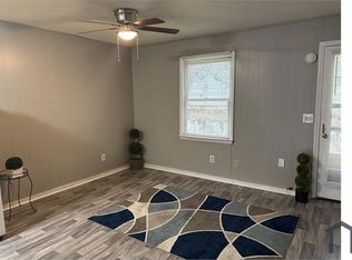 390 N King St #A, Gastonia, NC 28052