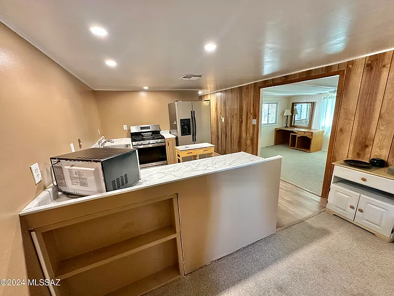 1490 N John Adams St — Photo 17
