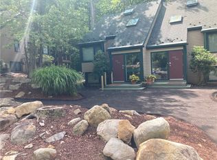 551 Laurel Pond, Farmington, PA 15437