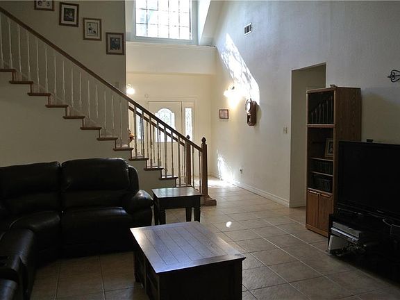 4th image of 1117 Timber Creek Cir