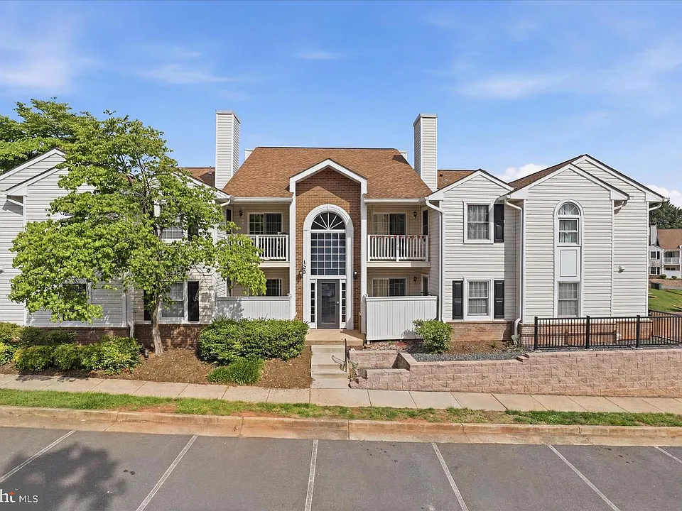 105 Westwick Ct #6
