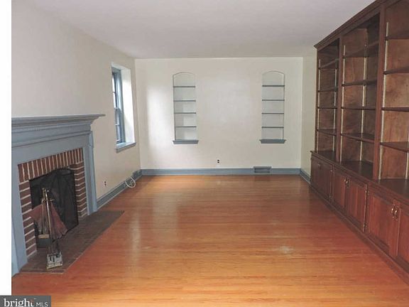4th image of 800 Roberts Ave