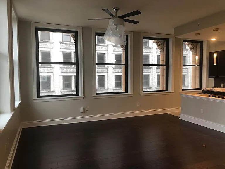 705 Olive St — Photo 8