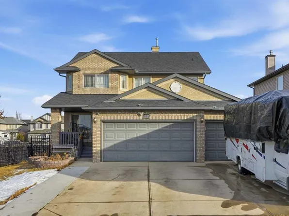 197 W Creek Blvd, Chestermere, AB T1X 1S8