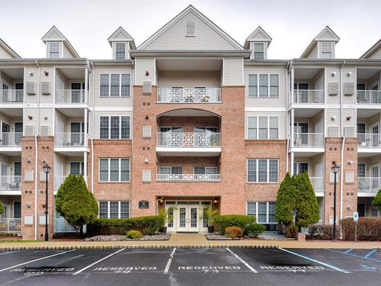 6419 Brookhaven Ct, Riverdale, NJ 07457