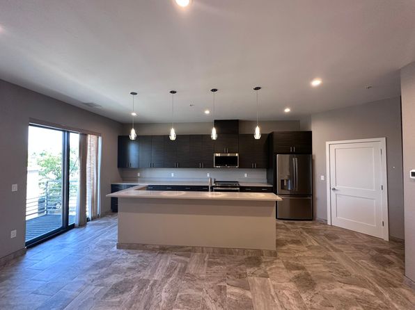 3339 Central Ave NE Unit 105