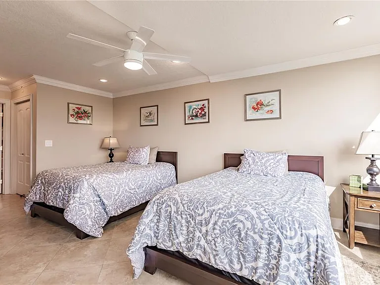 1055 W Peppertree Dr #606AA — Photo 16