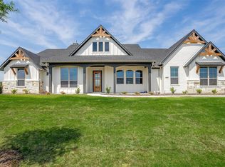 1941 Kaycee Cir, Midlothian, TX 76065