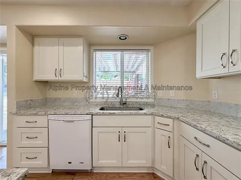 13649 SW Packard Ln — Photo 11