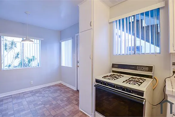 11137 Sherman Way #2 — Photo 7