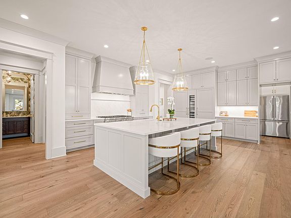 3rd image of 2108 Ridge Rd