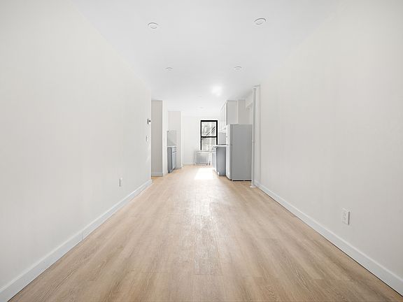 5th image of 82 E 7th St #5W