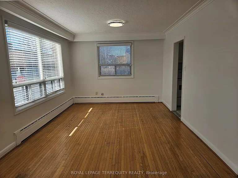401 Winnett Ave #3 — Photo 17