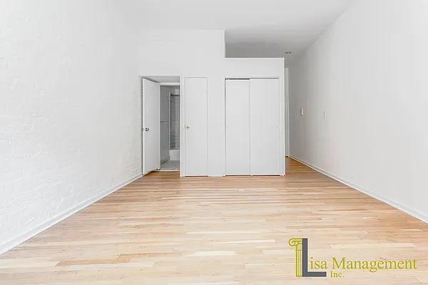 Rented by Lisa Management Inc | media 7