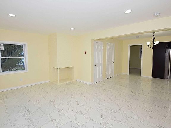 5th image of 5 Glen Ln