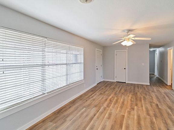 5th image of 814 Carson Dr