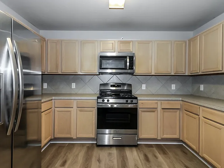 6403 Misty Brook Bend Ct — Photo 9