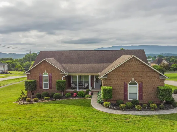 740 Deep Woods Ln, Seymour, TN 37865