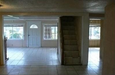 5th image of 900 2nd St